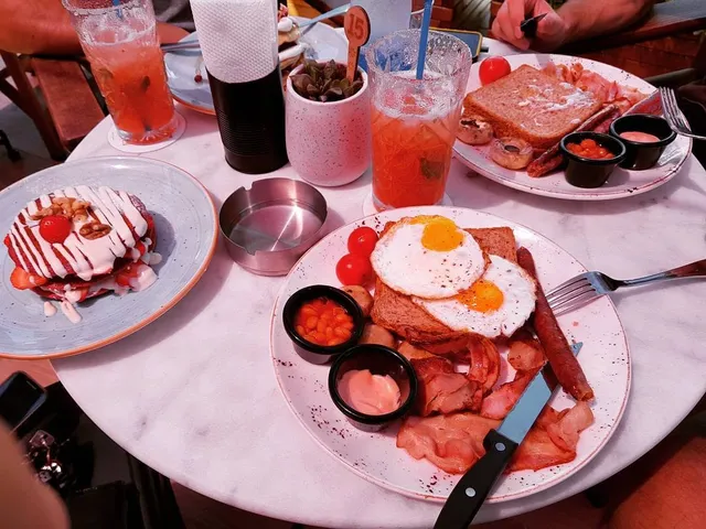 Omikron Brunch