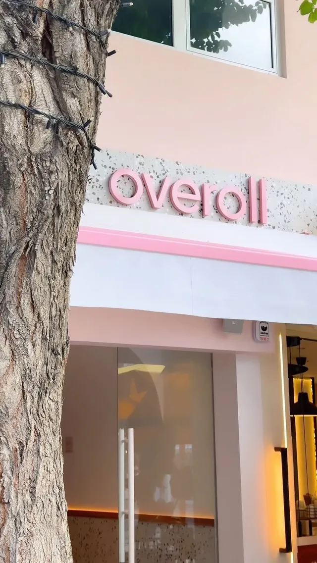 Overoll Croissanterie