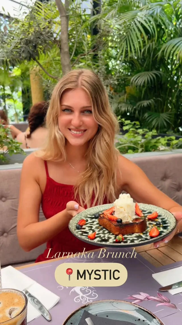 Mystic Lounge Bar & Restaurant
